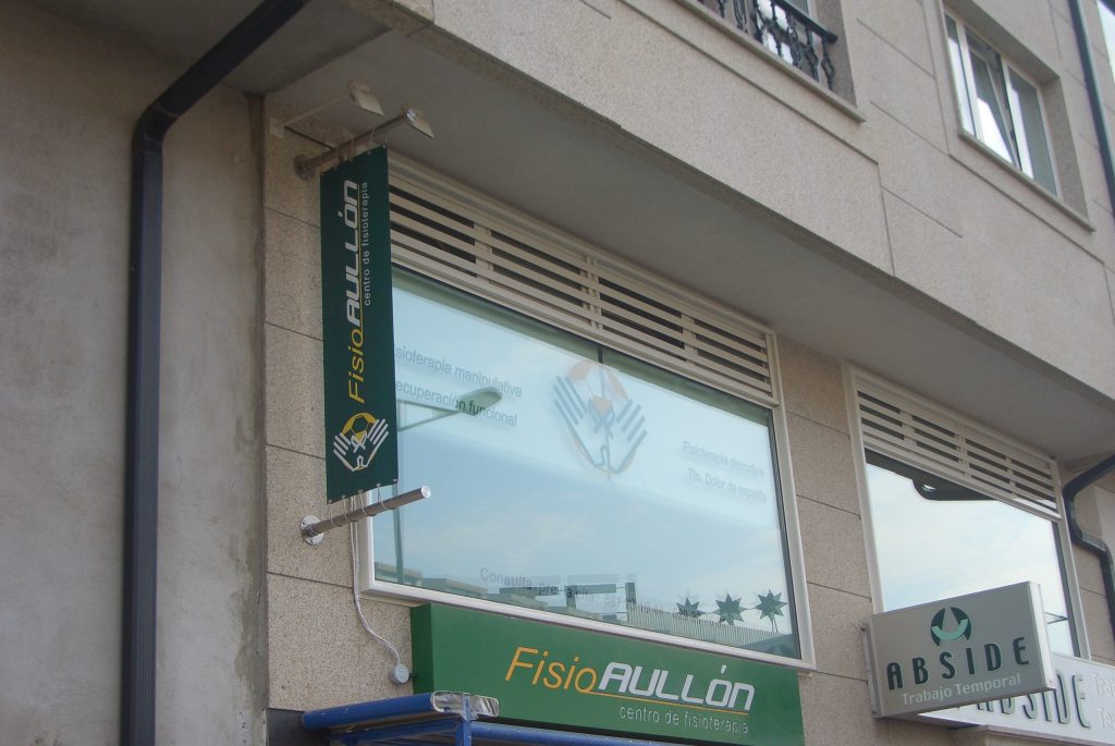 Foto del exterior de la clínica Fisioterapia Fisio Aullón